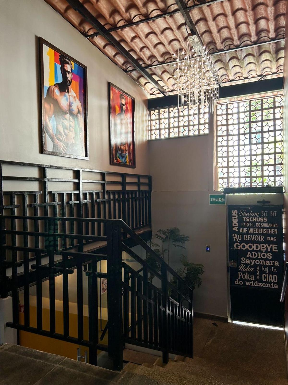 Spartacus Hostel Boutique For Men Puerto Vallarta Eksteriør billede