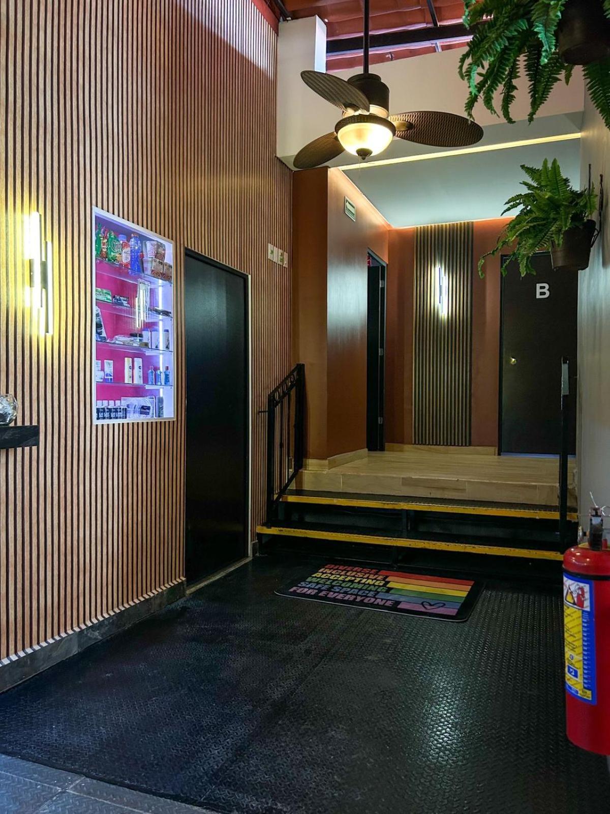 Spartacus Hostel Boutique For Men Puerto Vallarta Eksteriør billede